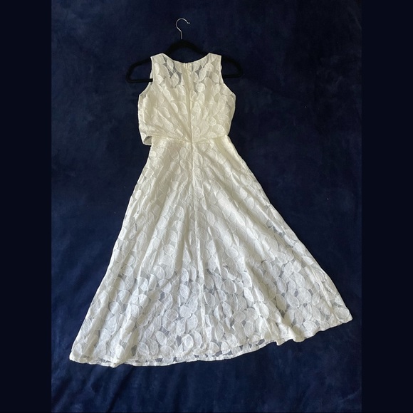 Flowy Lacy Long Maxi PETITE White Dress - Picture 3 of 3